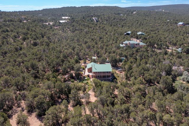 14 Asher Lane, Tijeras, NM 87059