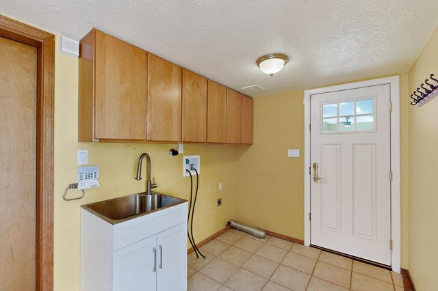 14 Asher Lane, Tijeras, NM 87059