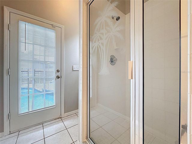 6813 REGENTS VILLAGE WAY, Apollo Beach, FL 33572