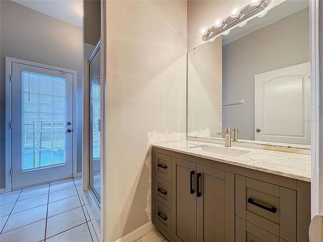 6813 REGENTS VILLAGE WAY, Apollo Beach, FL 33572