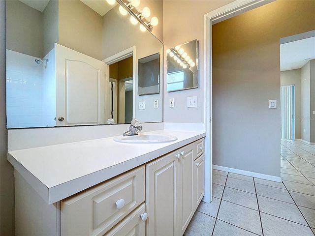 6813 REGENTS VILLAGE WAY, Apollo Beach, FL 33572