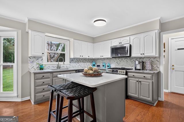 140 Creekview Trail, Fayetteville, GA 30214
