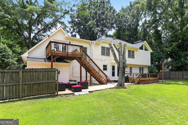 140 Creekview Trail, Fayetteville, GA 30214