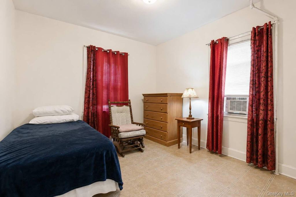 193 Beach 113th Street, Rockaway Park, NY 11694 — photo 5