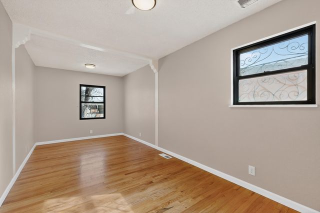 2613 San Isidro Street NW, Albuquerque, NM 87104