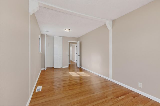 2613 San Isidro Street NW, Albuquerque, NM 87104