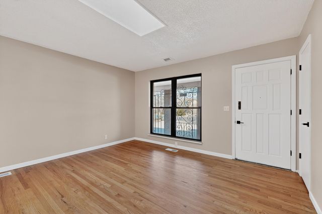 2613 San Isidro Street NW, Albuquerque, NM 87104