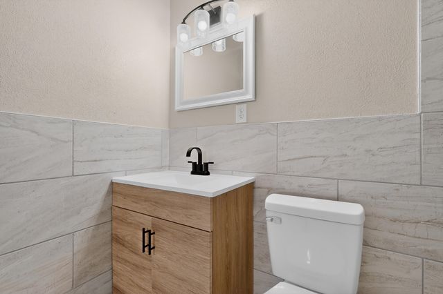 2613 San Isidro Street NW, Albuquerque, NM 87104