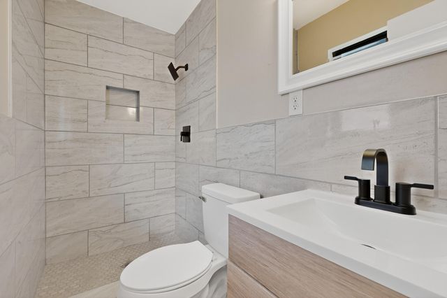 2613 San Isidro Street NW, Albuquerque, NM 87104