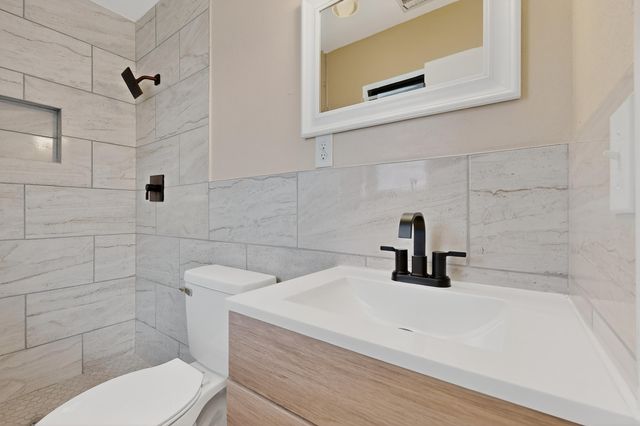 2613 San Isidro Street NW, Albuquerque, NM 87104