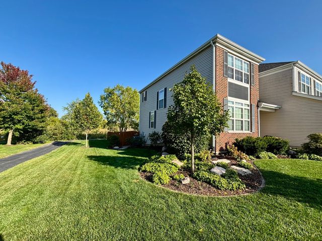 2681 Braeburn Way, Woodstock, IL 60098