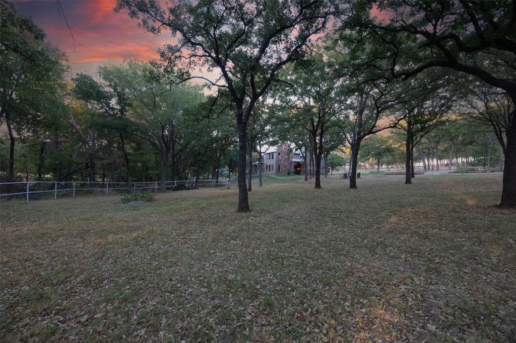 760 Amber Lane, Little Elm, TX 75068 — photo 4