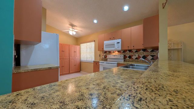 3576 Stratton Lane, Boynton Beach, FL 33436