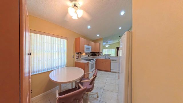 3576 Stratton Lane, Boynton Beach, FL 33436
