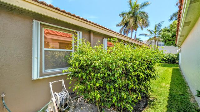 3576 Stratton Lane, Boynton Beach, FL 33436
