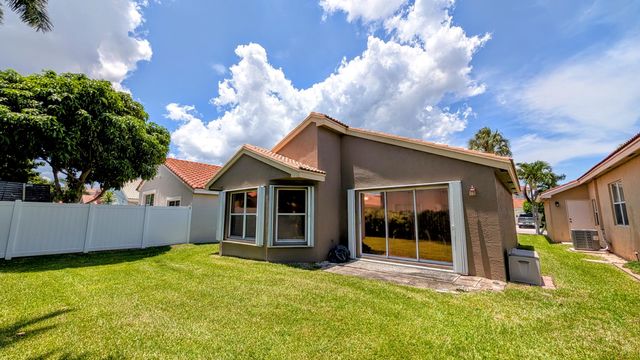 3576 Stratton Lane, Boynton Beach, FL 33436