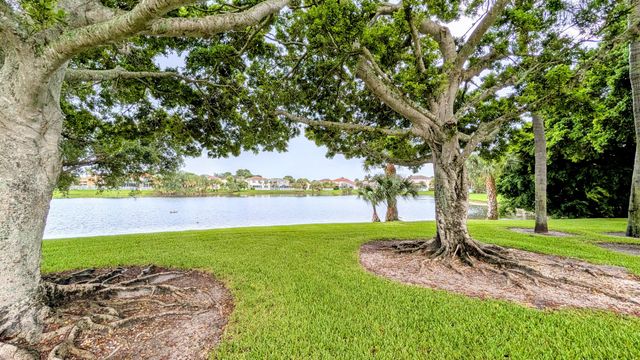 3576 Stratton Lane, Boynton Beach, FL 33436
