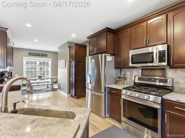 2385 S Sashabaw Road, Brandon Charter Township, MI 48462