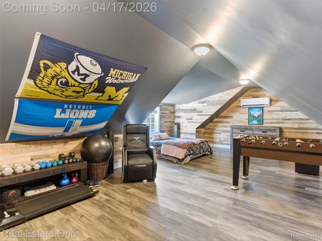 2385 S Sashabaw Road, Brandon Charter Township, MI 48462