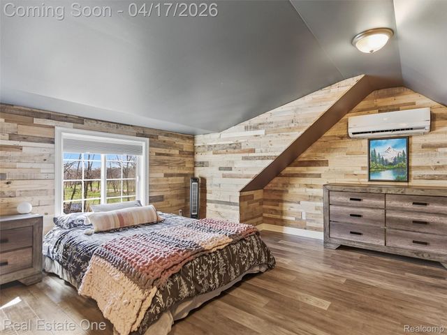 2385 S Sashabaw Road, Brandon Charter Township, MI 48462