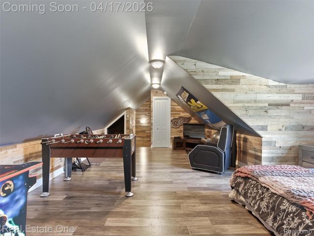 2385 S Sashabaw Road, Brandon Charter Township, MI 48462