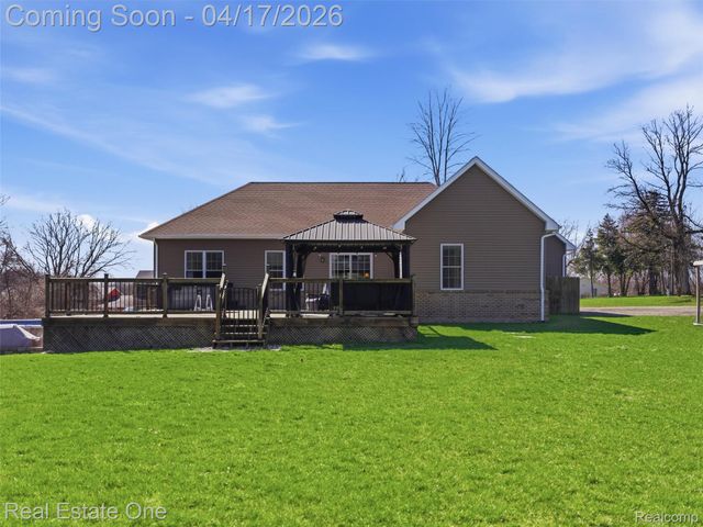 2385 S Sashabaw Road, Brandon Charter Township, MI 48462