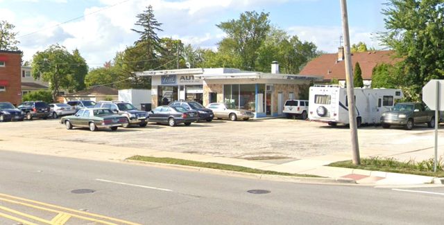 1030 W Touhy Avenue, Park Ridge, IL 60068