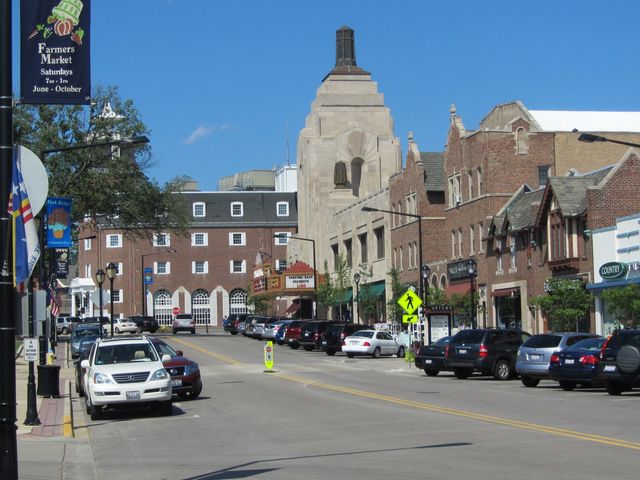1030 W Touhy Avenue, Park Ridge, IL 60068