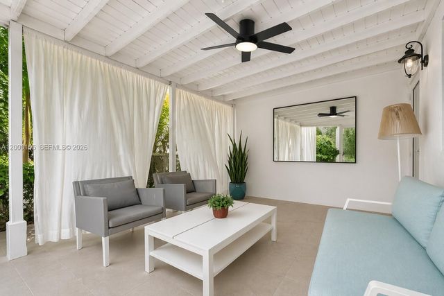 1212 Aguila Ave, Coral Gables, FL 33134