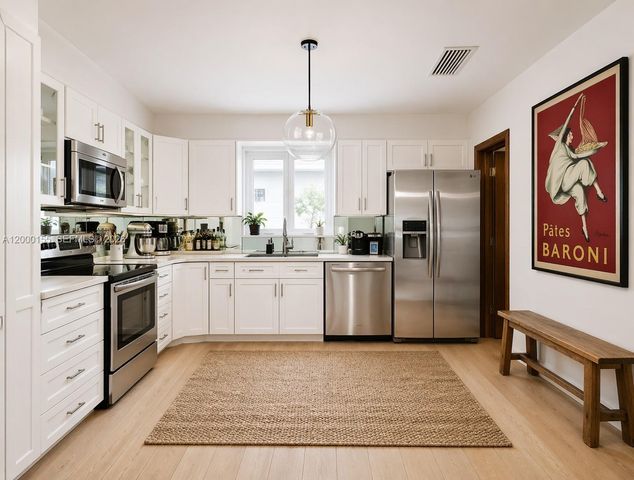 1212 Aguila Ave, Coral Gables, FL 33134