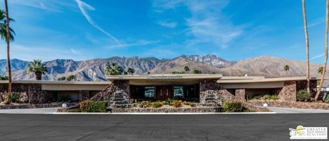 2450 Camino Vida, Palm Springs, CA 92264