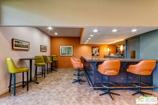 2450 Camino Vida, Palm Springs, CA 92264