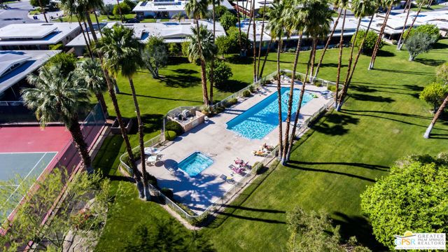 2450 Camino Vida, Palm Springs, CA 92264