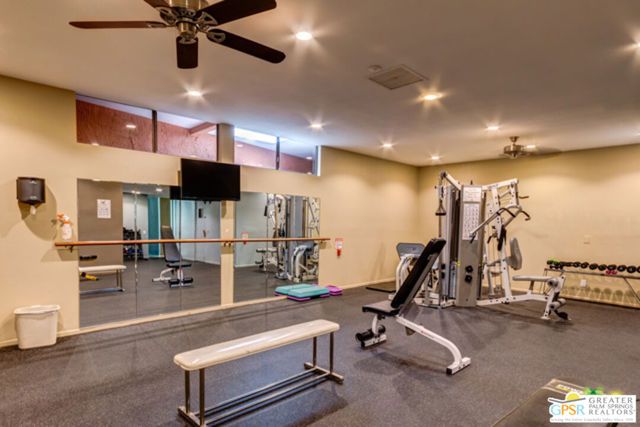 2450 Camino Vida, Palm Springs, CA 92264