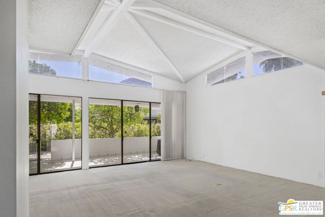 2450 Camino Vida, Palm Springs, CA 92264
