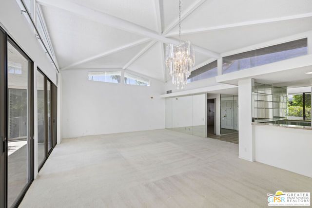 2450 Camino Vida, Palm Springs, CA 92264