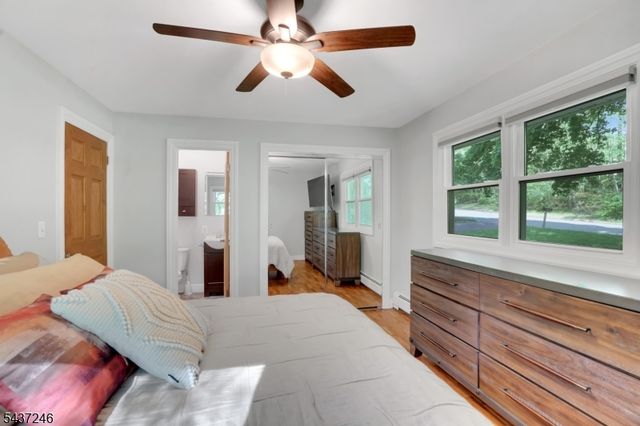 31 Fieldstone Dr, Ringwood Boro, NJ 07456