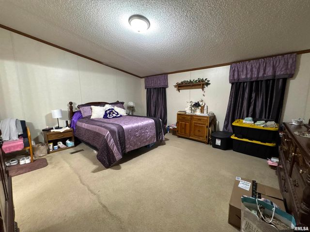 3920 Herrin Road, Carterville, IL 62918