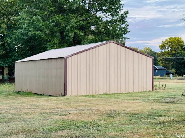 3920 Herrin Road, Carterville, IL 62918