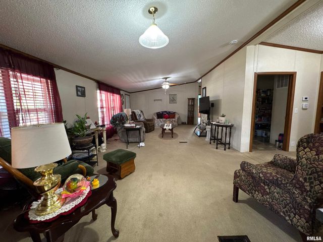 3920 Herrin Road, Carterville, IL 62918