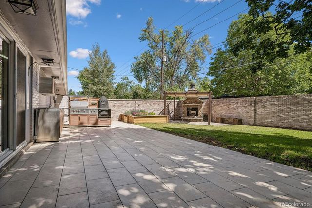 500 N Monaco Street Parkway, Denver, CO 80220