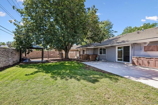 500 N Monaco Street Parkway, Denver, CO 80220