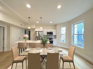 12 Arnold Circle 6, Cambridge, MA 02139
