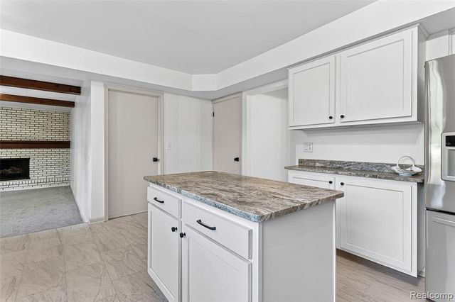 25100 Melody Street, Taylor, MI 48180