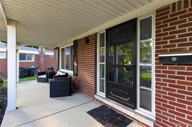 25100 Melody Street, Taylor, MI 48180