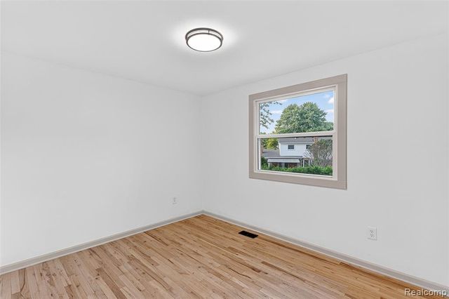 25100 Melody Street, Taylor, MI 48180