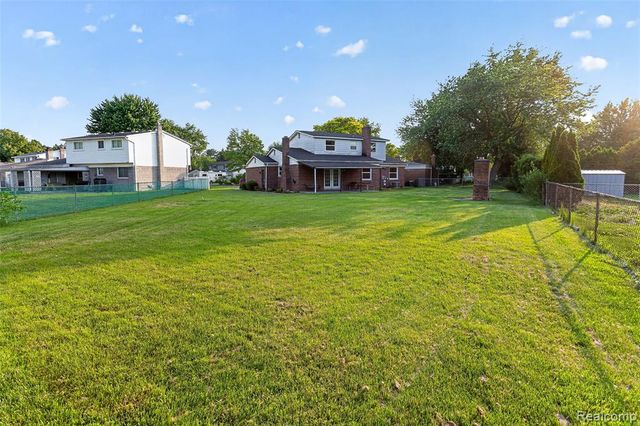 25100 Melody Street, Taylor, MI 48180