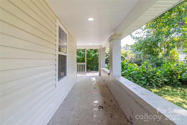 1818 Stowe Avenue, Gastonia, NC 28054