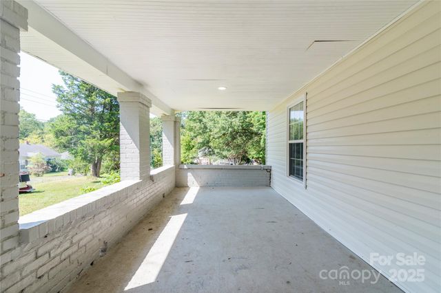 1818 Stowe Avenue, Gastonia, NC 28054