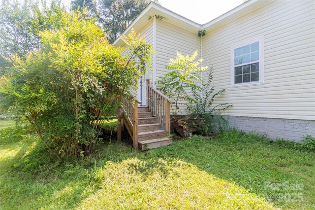 1818 Stowe Avenue, Gastonia, NC 28054